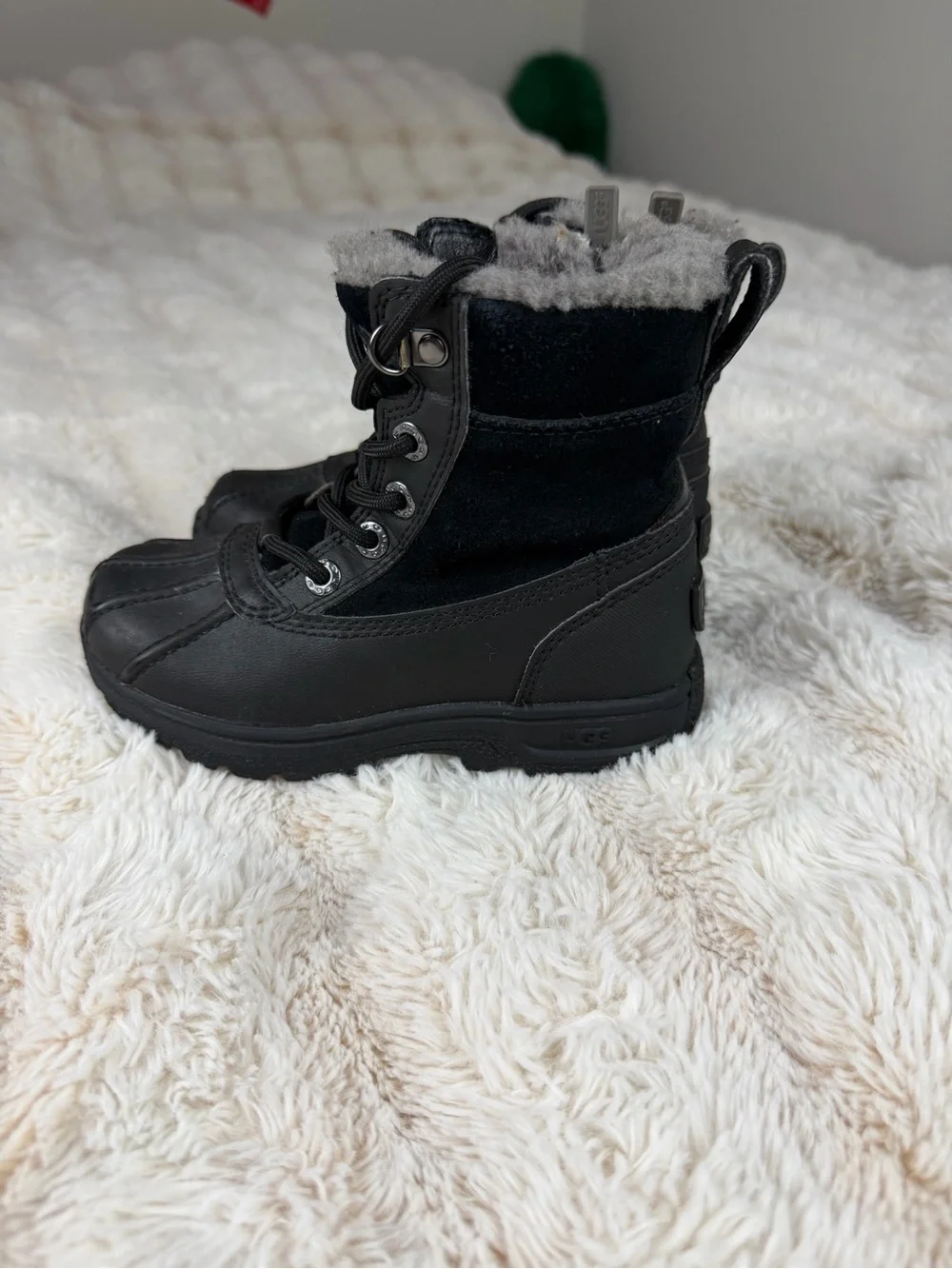 UGG Kids Black Lace-Up Winter Boots with Shearling Cuff